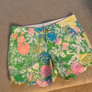 Lilly Pulitzer size 2 scalloped Buttercup shorts